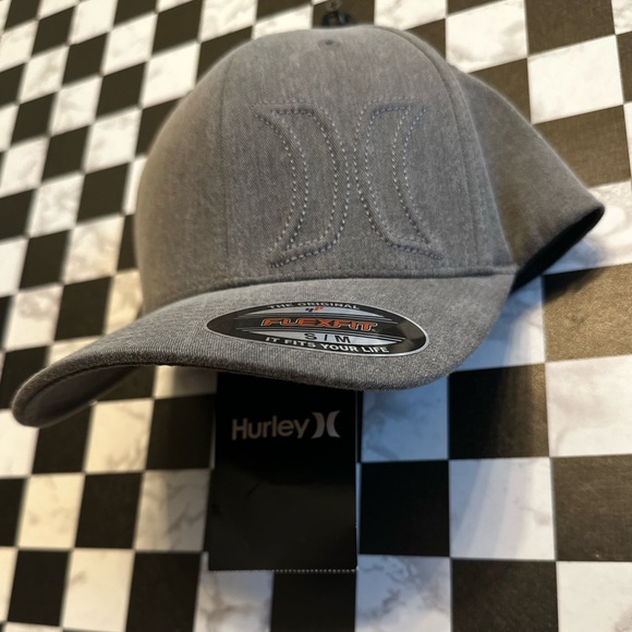 NWT Hurley Flexfit Hat, Grey Cap (Sm-M)
Brand: Hurley - Picture 2 of 6